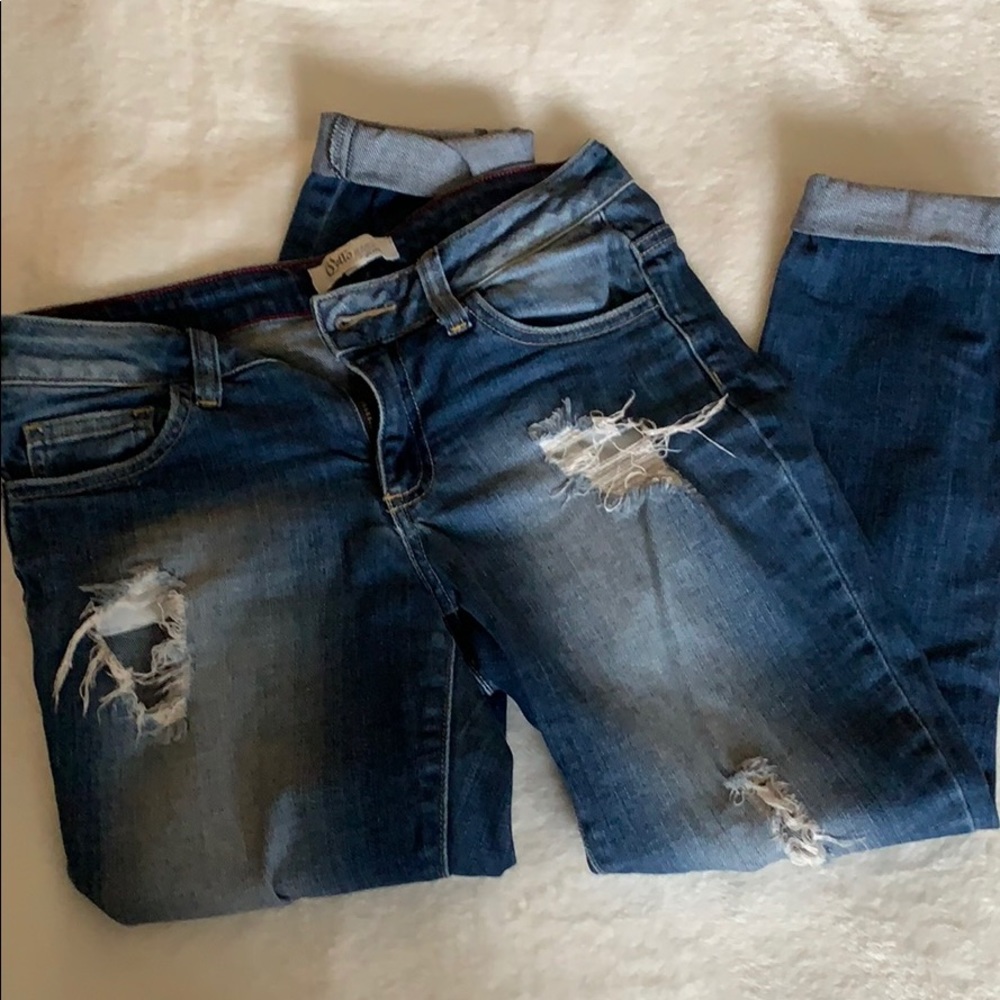 Distressed denim - Picture 8 of 8